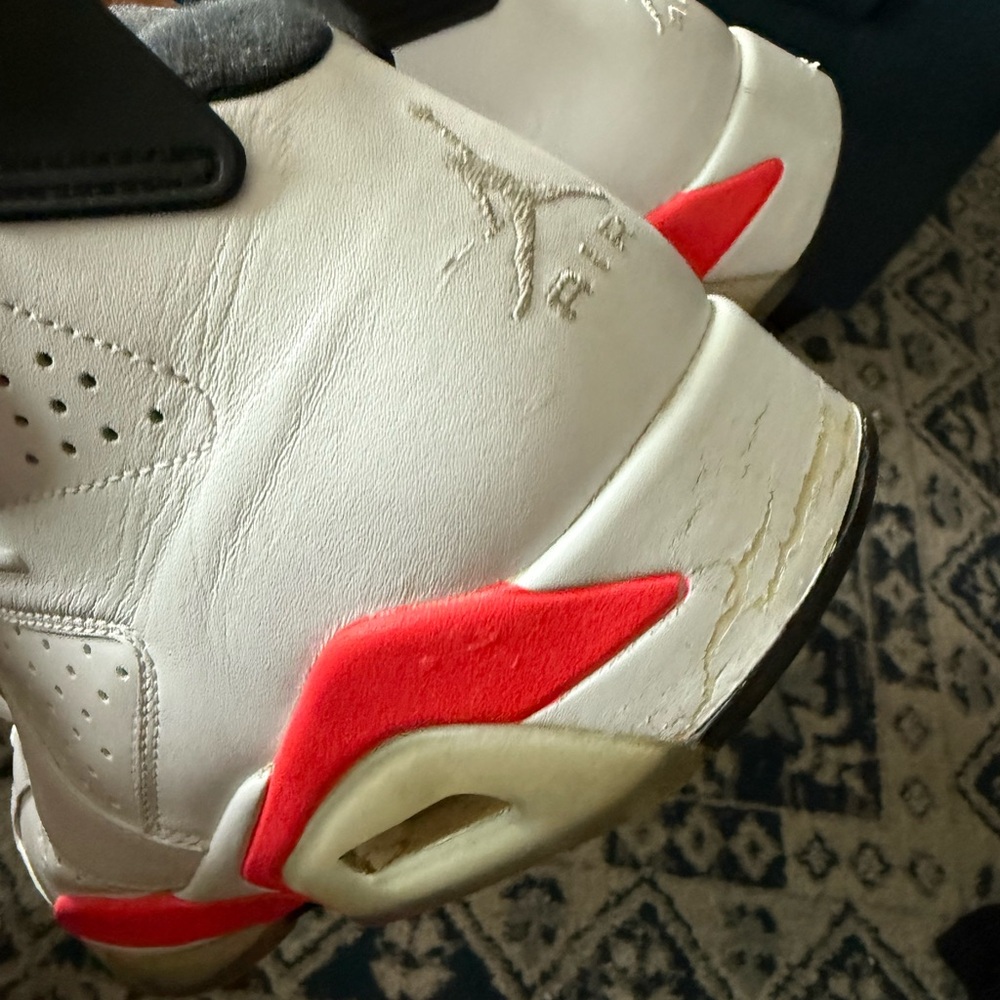 Air Jordan 6 Retro Infrared - Picture 11 of 14